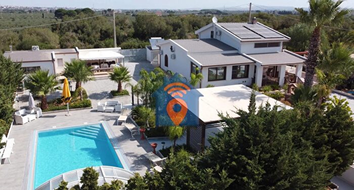 Casa con 9 locali in vendita in Via Bresciana Castelvetrano, Castelvetrano