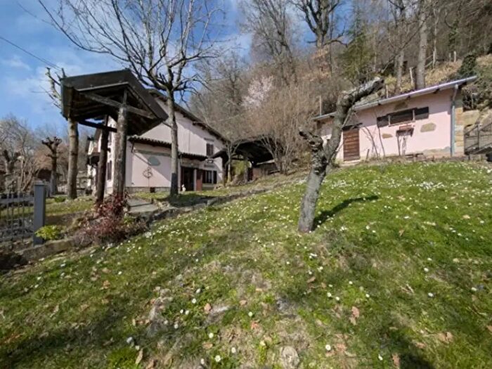 Casa con 5 locali in vendita in Via Corte, Toano