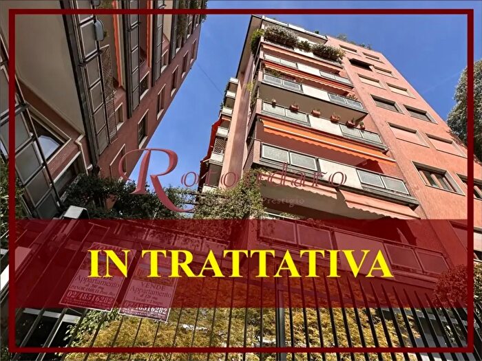 Appartamento con 5 locali in vendita in Piazzale Libia, Milano