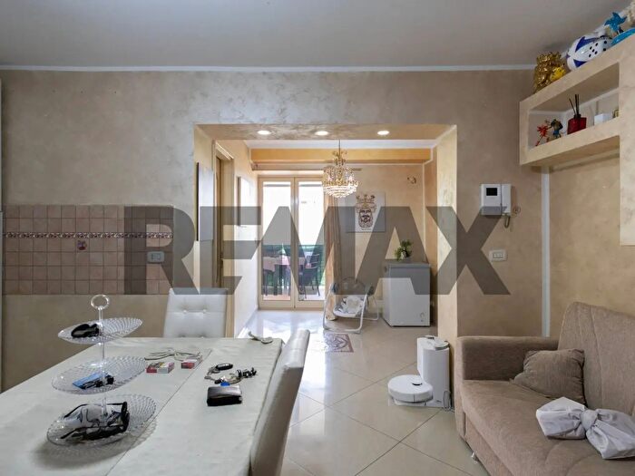Appartamento trilocale in vendita in Via Palermo, Catania