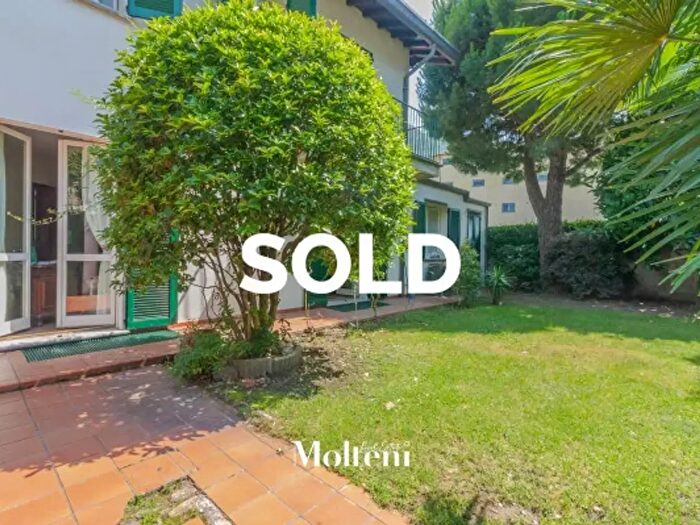 Casa con 6 locali in vendita in Via Martiri della Libertà, Bellano