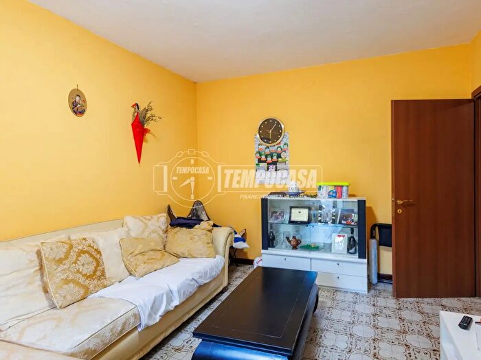 Appartamento trilocale in vendita in Parma