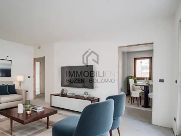 Appartamento trilocale in vendita in Via Renon, Bolzano