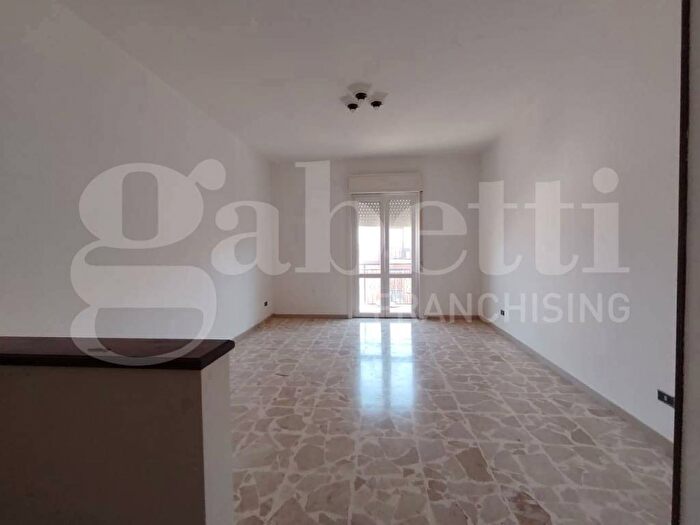 Appartamento quadrilocale in affitto in via carlentini, Santa Panagia Teracati, Siracusa