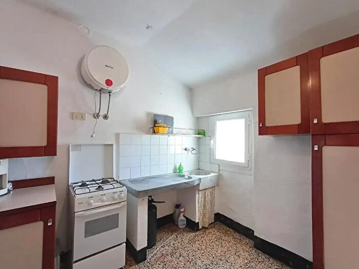 Appartamento trilocale in vendita in Via Camarza, Crocefieschi