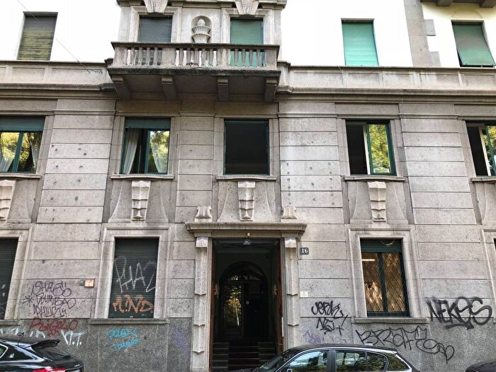 Appartamento bilocale in affitto in Via Legnano, Lanza, Milano