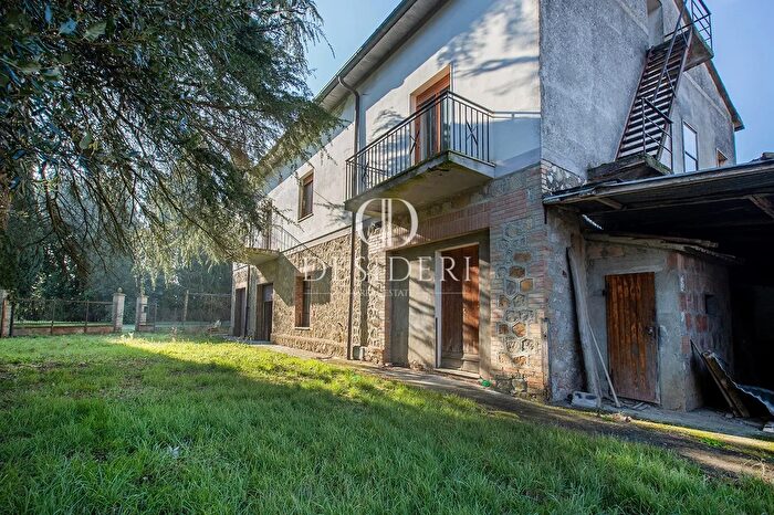 Casa con 9 locali in vendita in Via Firenze Civitella Paganico, Civitella Paganico