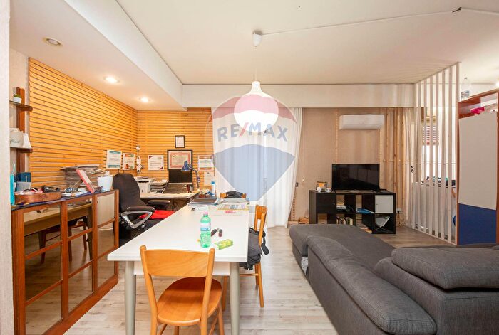 Appartamento con 7 locali in vendita in Via Antonio Gramsci a, Gravina Di Catania