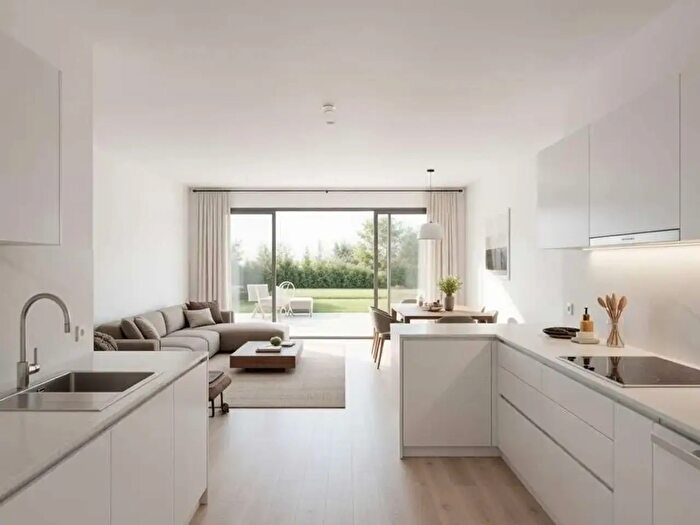 Appartamento trilocale in vendita in Via Cesare Serra, Quartucciu