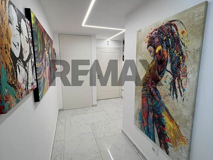 Appartamento trilocale in vendita in Via Lombardia, Taranto