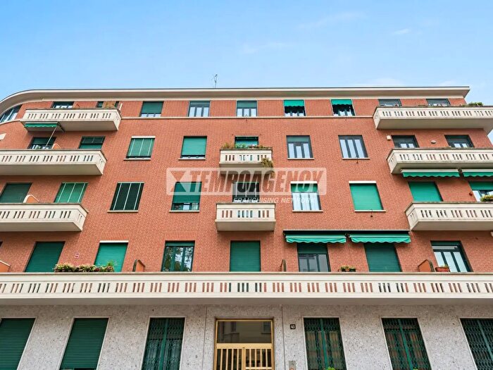 Appartamento trilocale in vendita in Via Andrea Verrocchio, Milano