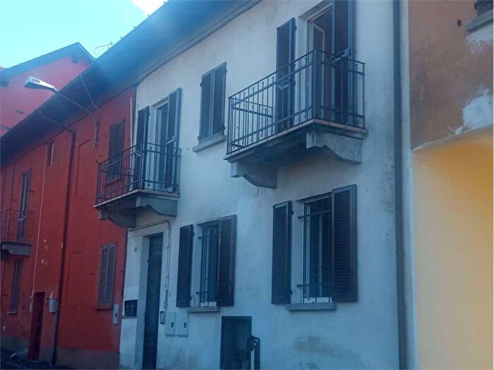 Appartamento bilocale in affitto in Via Fabio Filzi, Centro, Taino