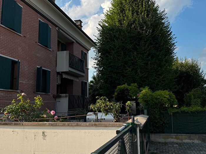 Appartamento trilocale in affitto in Via Vittorio Bachelet, Progresso, Castel Maggiore
