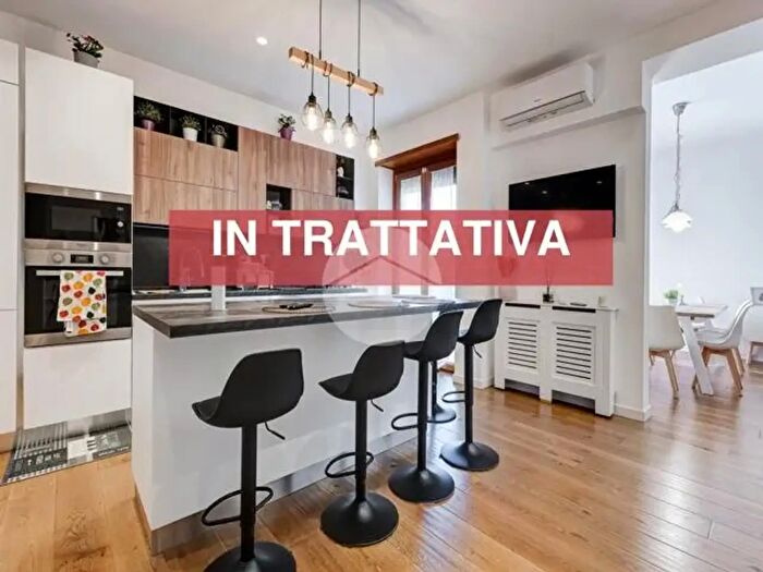 Appartamento quadrilocale in vendita in Via Franco Bartoloni, Roma