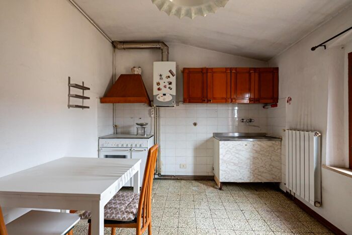 Appartamento trilocale in vendita in a Roma, Ponsacco