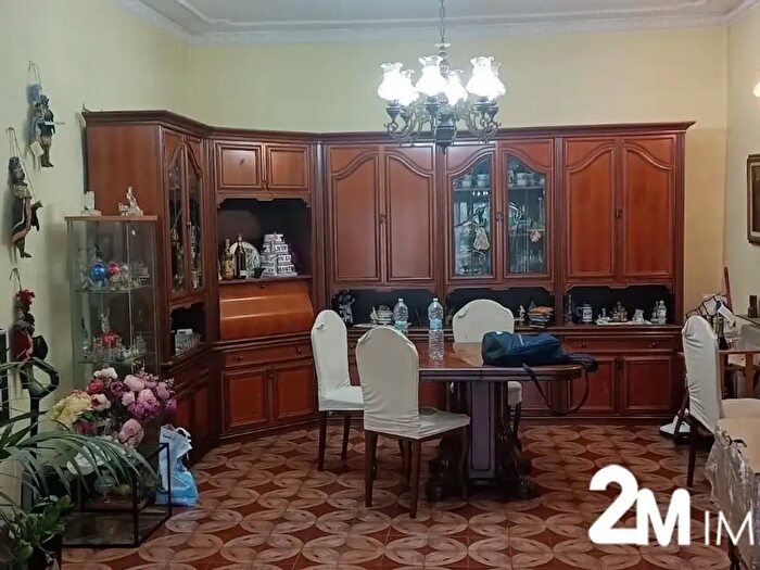 Casa con 15 locali in vendita in Pisa