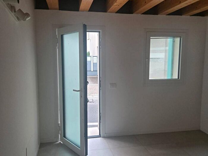 Appartamento trilocale in affitto in Via Giuseppe Verdi, Centro, Conegliano