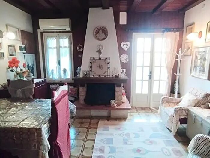 Casa quadrilocale in vendita in Bagnolo San Vito