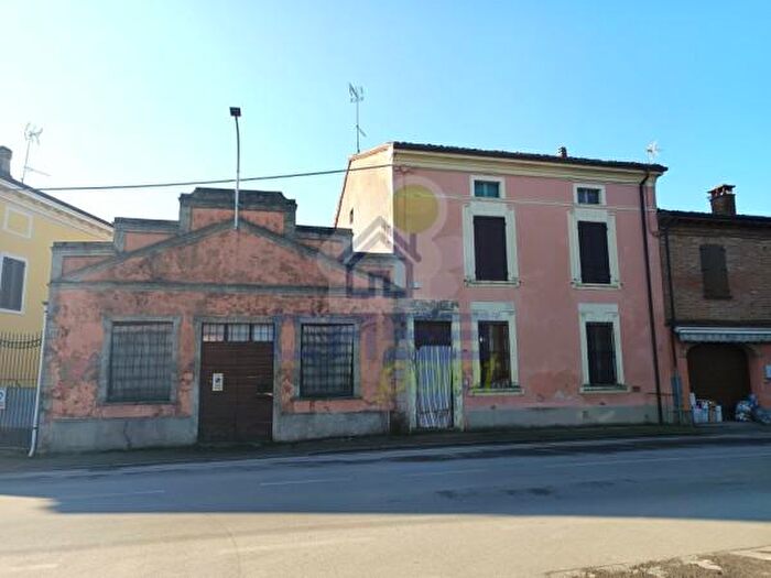 Casa quadrilocale in vendita in Via Marconi, Scandolara Ravara