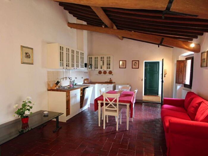 Appartamento trilocale in affitto in Cinque Vie, Firenze