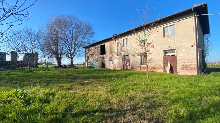 Casa quadrilocale in vendita in Via Frabona, Budrio