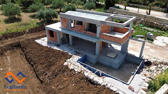 Casa quadrilocale in vendita in Contrada Fraginesi, Castellammare Del Golfo