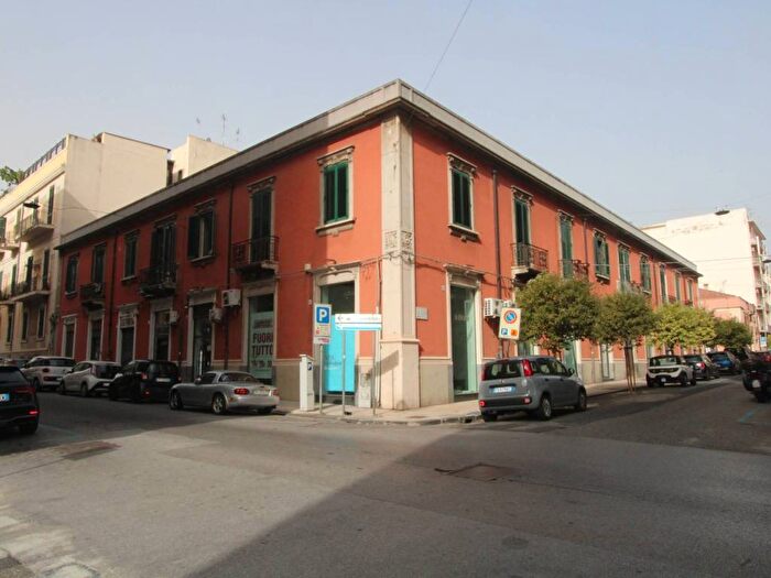 Appartamento con 5 locali in affitto in Via Camiciotti, San Martino, Messina