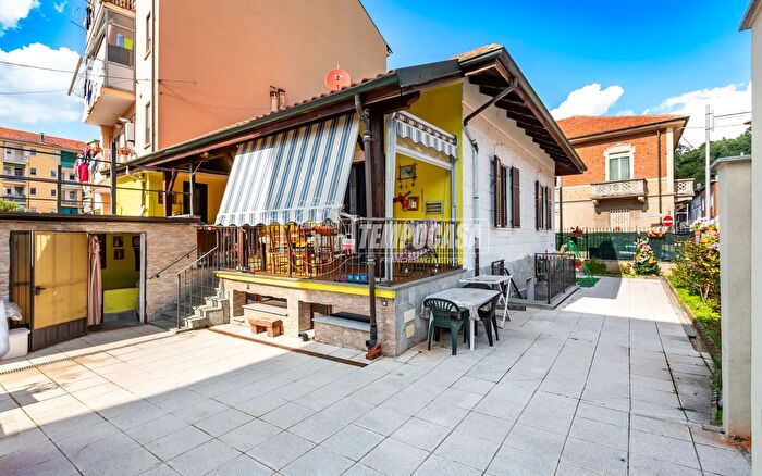 Casa con 5 locali in vendita in Via Giansiracusa, San Mauro Torinese