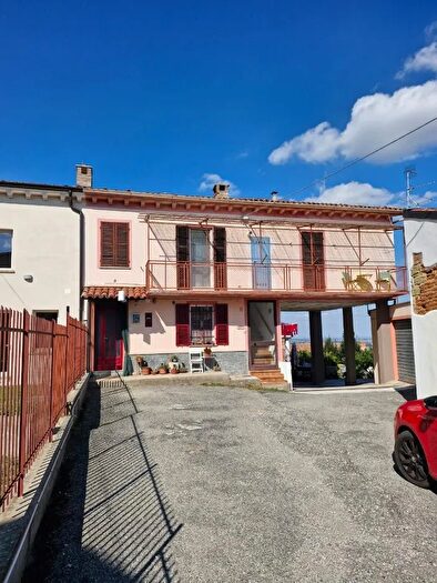 Appartamento quadrilocale in vendita in Camagna Monferrato