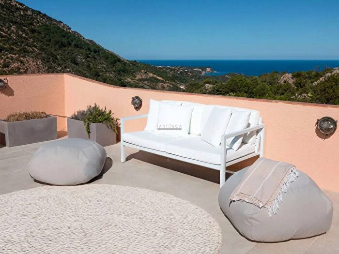 Appartamento con 5 locali in affitto in Via Li Liccioli, Porto Cervo, Arzachena