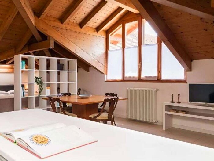 Casa bilocale in affitto in Via Anzani, Borghi, Como