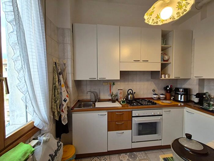 Appartamento quadrilocale in vendita in Via Malvasia, Bologna