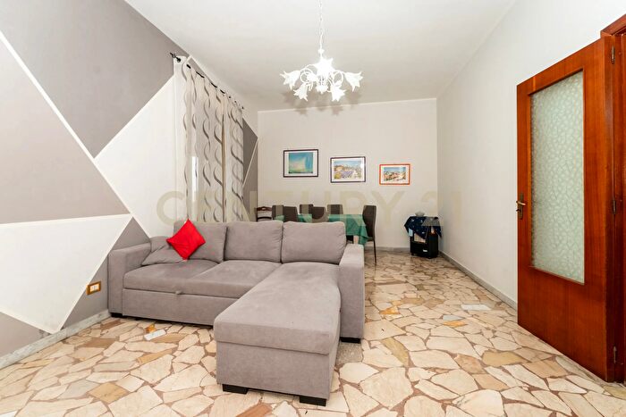 Appartamento quadrilocale in vendita in Via Rosina Anselmi, Misterbianco