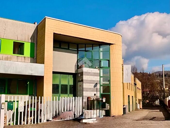 Appartamento con 5 locali in vendita in Largo del Casel, Bardolino