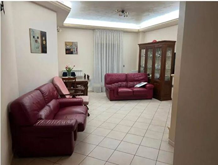 Appartamento trilocale in vendita in Via Etna, San Giovanni In Fiore