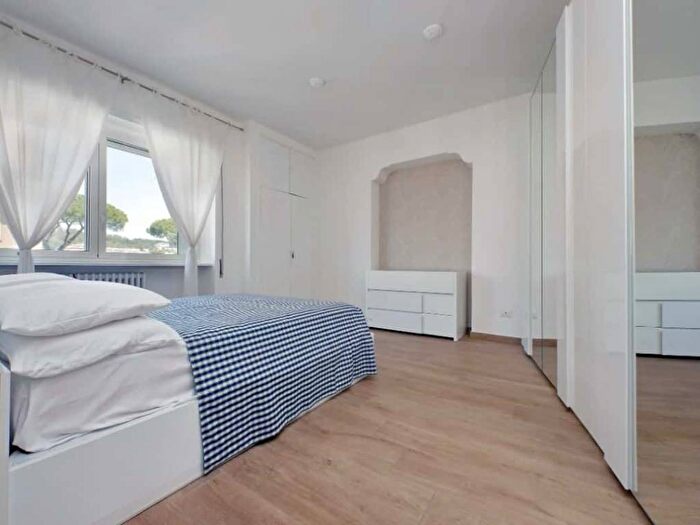 Appartamento bilocale in affitto in Via Cassia, Ponte Milvio, Roma