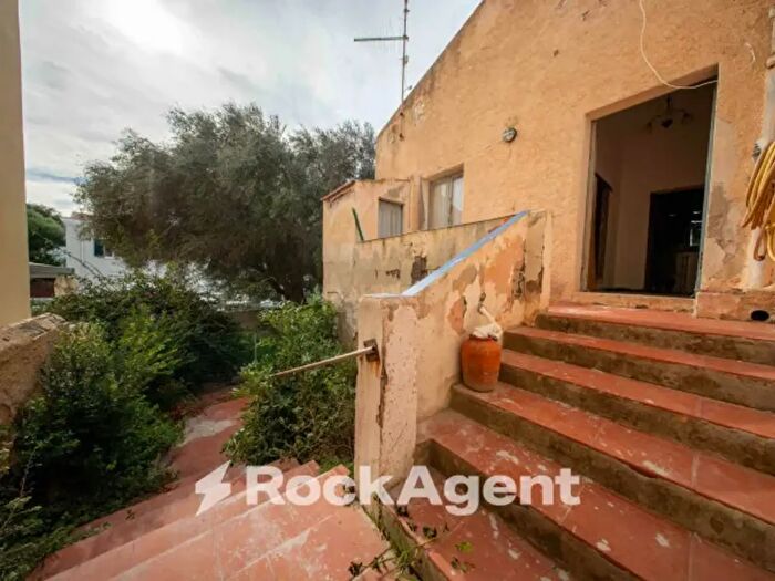 Casa quadrilocale in vendita in Via Sassari, Stintino