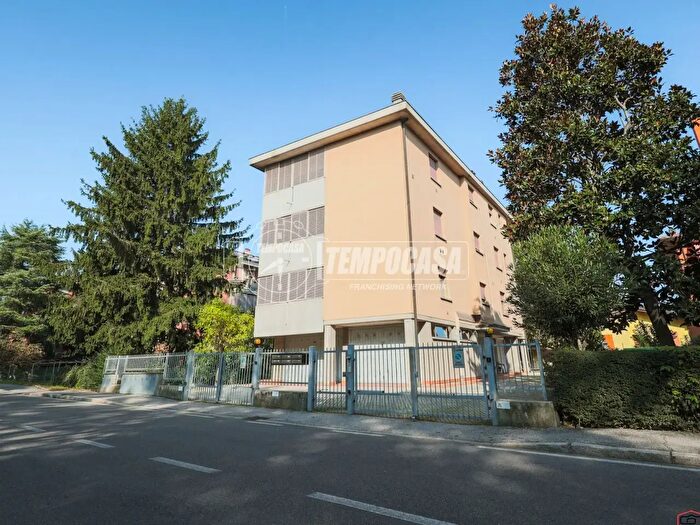 Appartamento trilocale in vendita in Calderara Di Reno