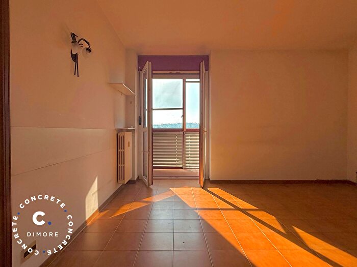 Appartamento con 5 locali in vendita in Via Cecchin, Asti