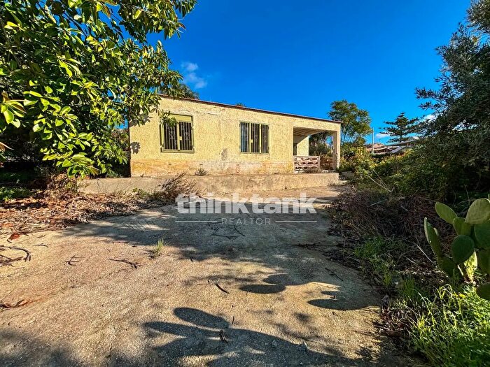 Casa quadrilocale in vendita in Via Volpicelli, Siracusa