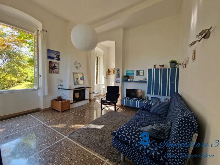 Appartamento trilocale in vendita in Villanova DAlbenga