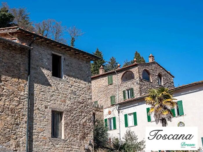 Appartamento quadrilocale in vendita in Sotto, Castelnuovo Val Di Cecina
