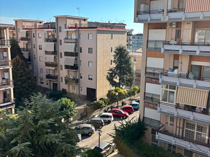 Appartamento trilocale in affitto in Via Alessandro Manzoni, San Giorgio a Cremano