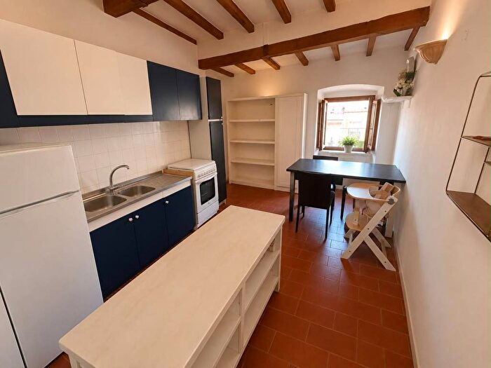 Appartamento trilocale in affitto in Piazza della Sala, Pistoia