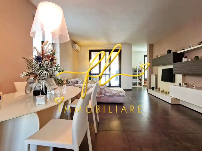 Casa con 5 locali in vendita in Livorno