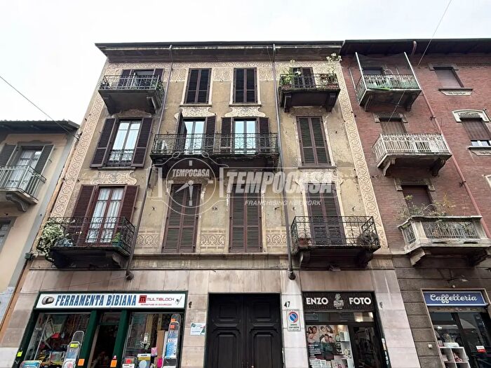 Appartamento quadrilocale in vendita in Via Michele Antonio Vibò, Torino