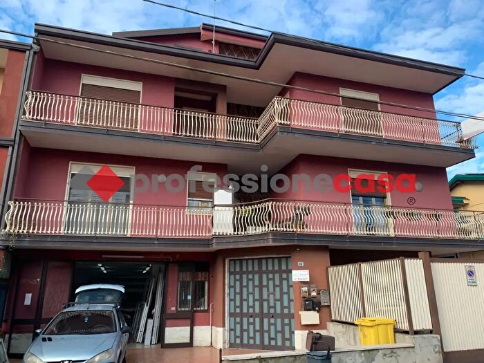 Casa quadrilocale in vendita in Via Albert Bruce Sabin, Mascalucia