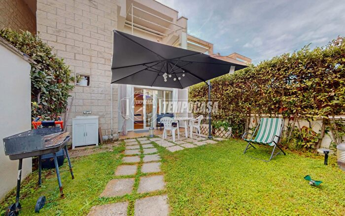 Appartamento monolocale in vendita in Via Agropoli, Fiumicino