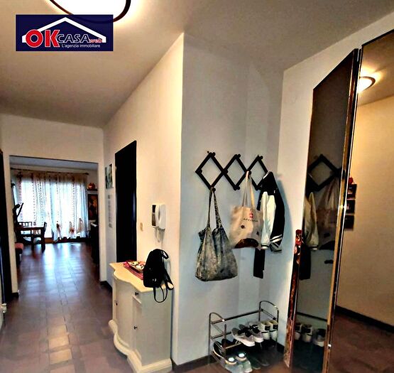 Appartamento con 6 locali in vendita in Piazza Dante, Monfalcone