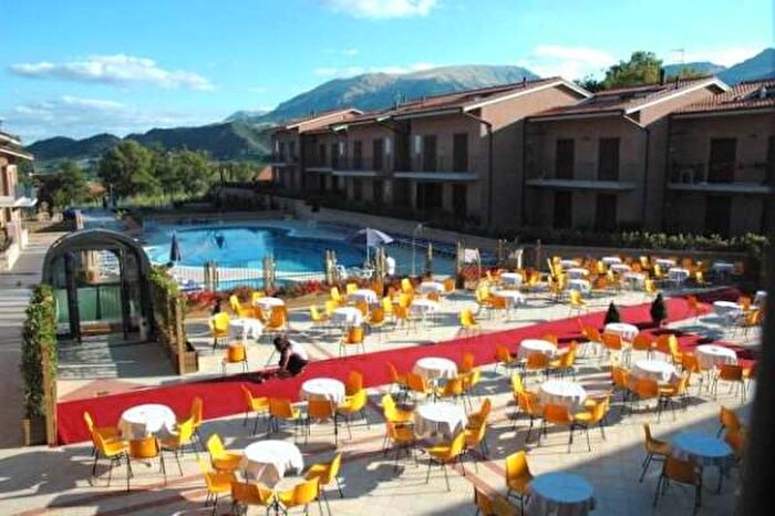 Appartamento trilocale in vendita in Via Alcide De Gasperi B, Sarnano